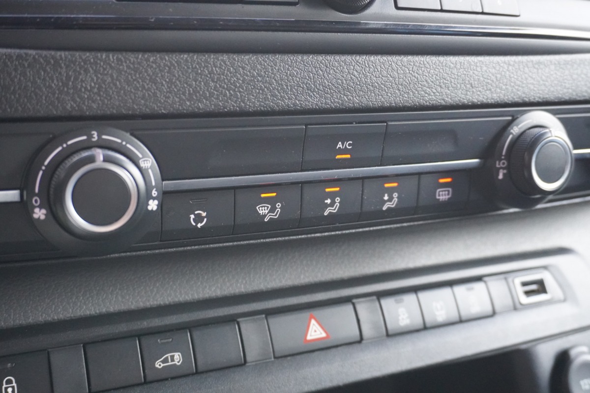 Peugeot Expert 2.0 BlueHDI L2 122PK EURO 6 - Airco - Cruise - Trekhaak - € 6.900,- Marge