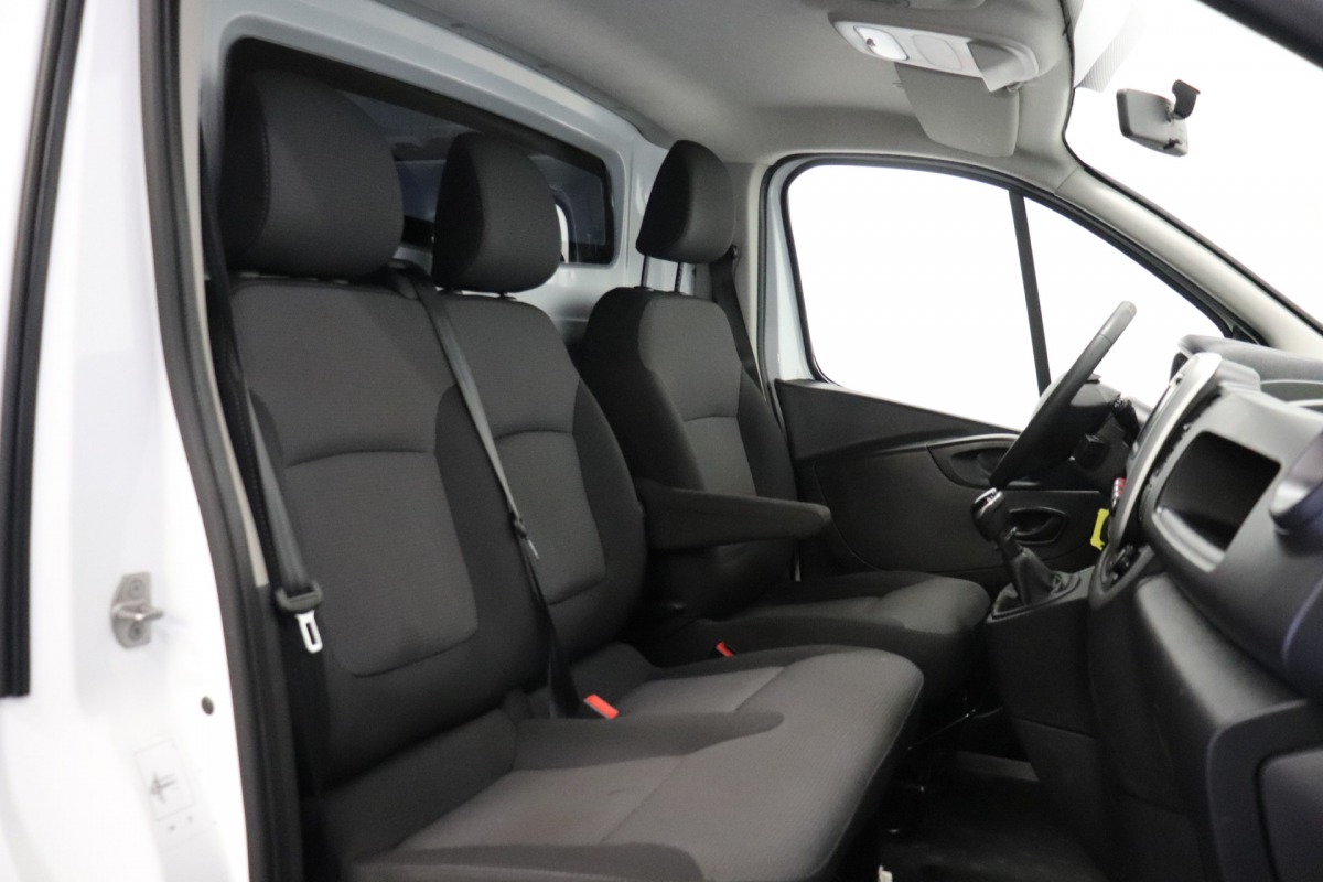 Renault Trafic 2.0 dCi 120PK EURO 6 - Airco - Navi - Cruise - €15.900,- Excl.