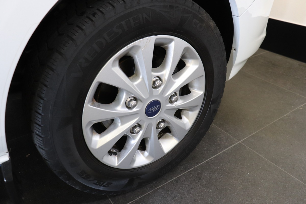 Ford Transit Custom 2.0 TDCI 130PK L2 Limited 2xSchuifdeur - Airco - Navi - Cruise - Camera - €12.900,- Ex. BTW