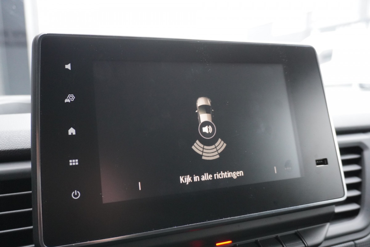 Renault Trafic 2.0 dCi L2 EURO 6 - Airco - Cruise - Trekhaak - €24.900,- Excl. Renault Trafic 2.0 dCi L2 EURO 6 - Airco - Cruise - Trekhaak - €24.900,- Excl.