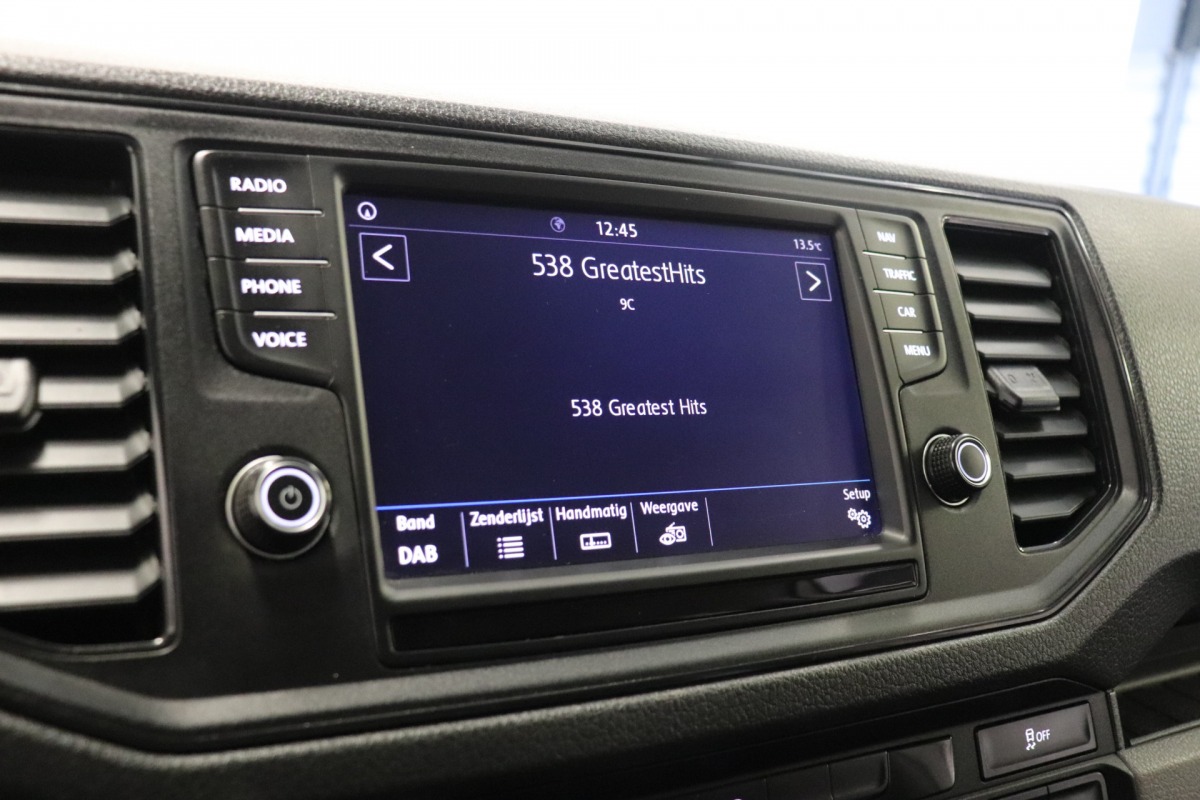 Volkswagen Crafter 2.0 TDI 177PK L4 DC Openlaadbak EURO 6 - Airco - Cruise - Camera - €23.900,- Excl.