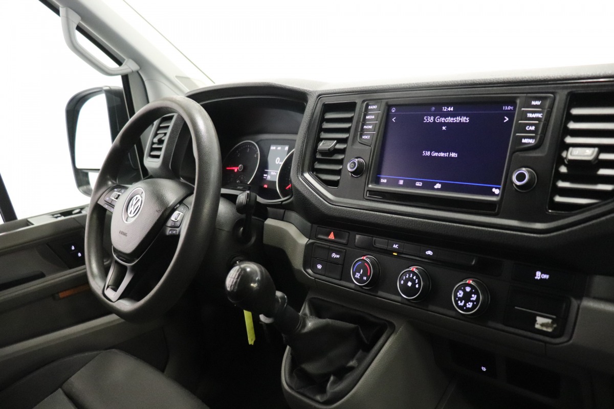 Volkswagen Crafter 2.0 TDI 177PK L4 DC Openlaadbak EURO 6 - Airco - Cruise - Camera - €23.900,- Excl.