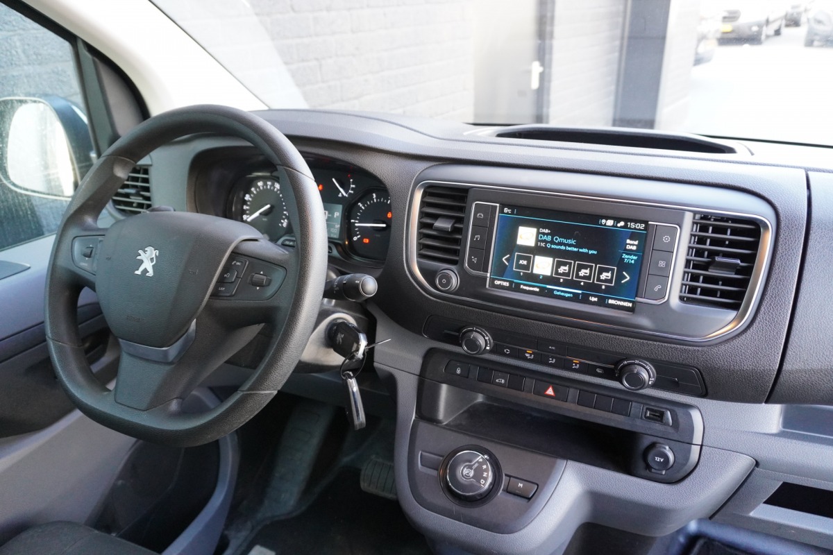 Peugeot Expert 2.0 BlueHDI 180PK Automaat L3 EURO 6 - Airco - Navi - Camera - €17.500,- Excl.