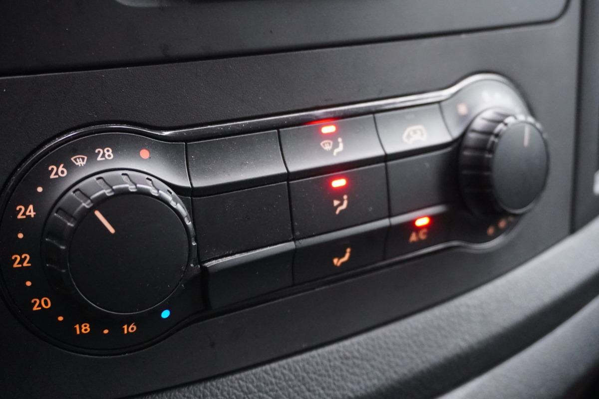 Mercedes-Benz Vito 110 CDI XL EURO 6 - Airco - Camera - €13.900,- Excl. Mercedes-Benz Vito 110 CDI XL EURO 6 - Airco - Camera - €13.900,- Excl.