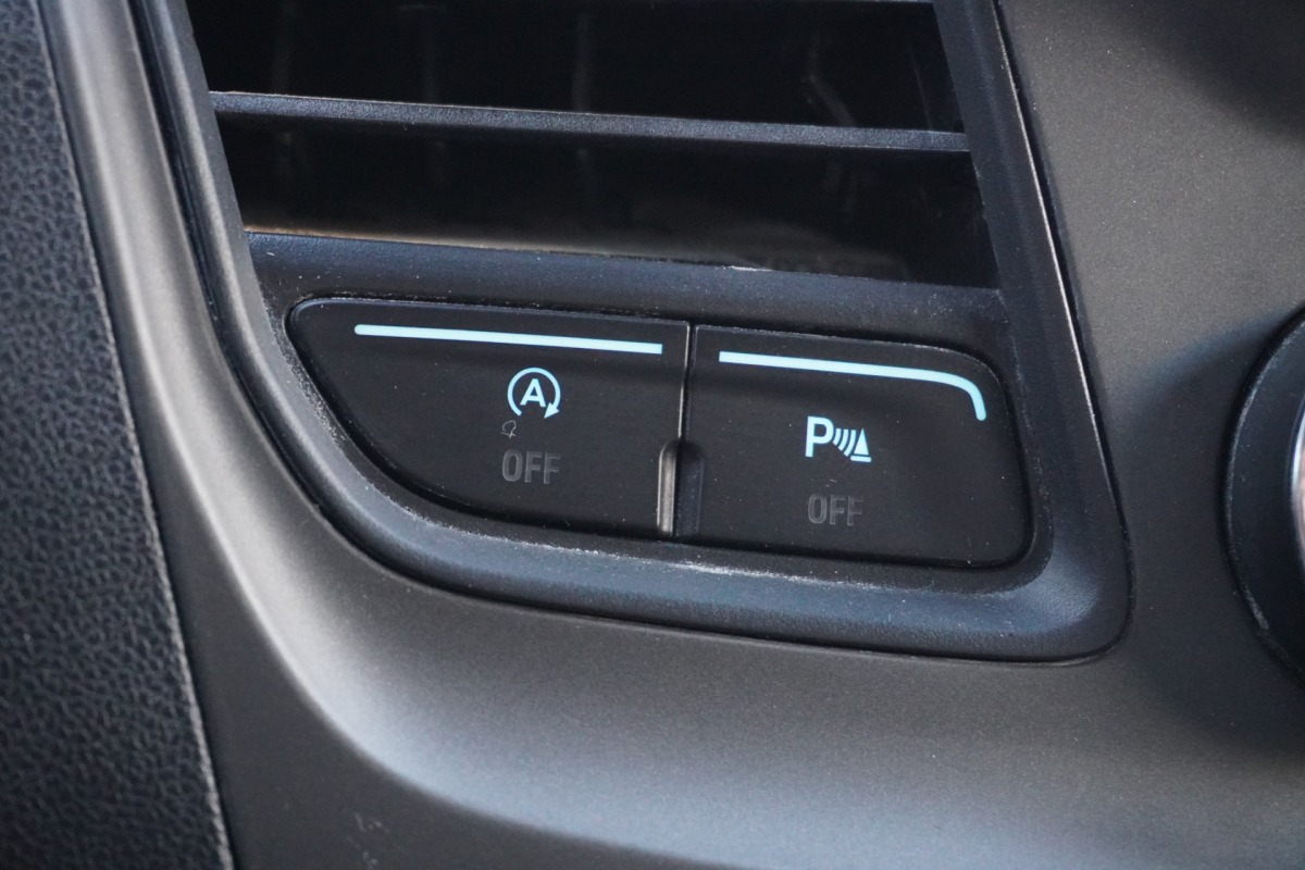 Ford Transit Custom 2.0 TDCI EURO 6 - Airco - Navi - Camera - €14.950,- Excl.