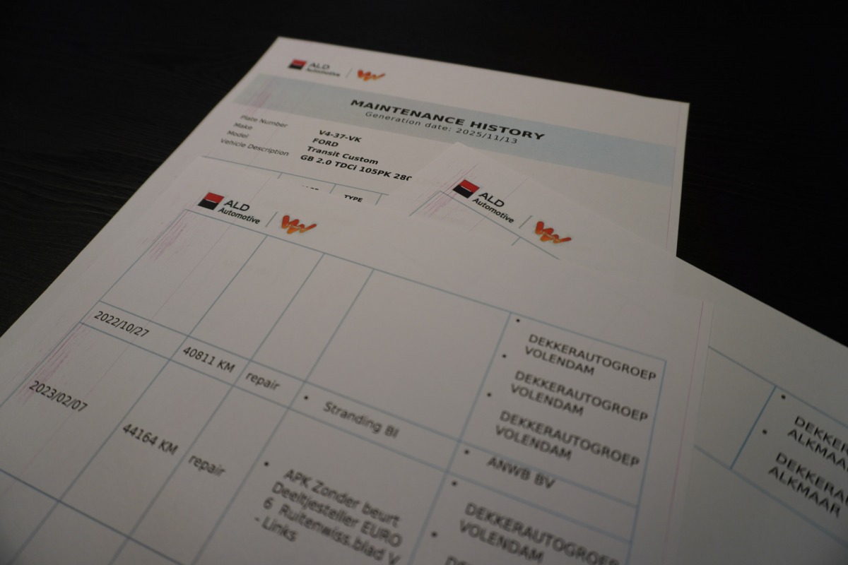 Ford Transit Custom 2.0 TDCI EURO 6 - Airco - Navi - Camera - €14.950,- Excl.