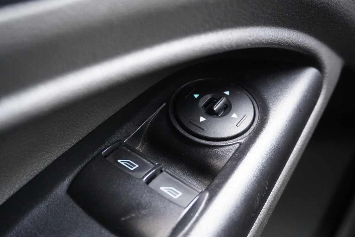 Ford Transit Connect 1.5 EcoBlue 100PK L2 EURO 6 - Airco - Navi - Cruise - €10.900,- Excl.