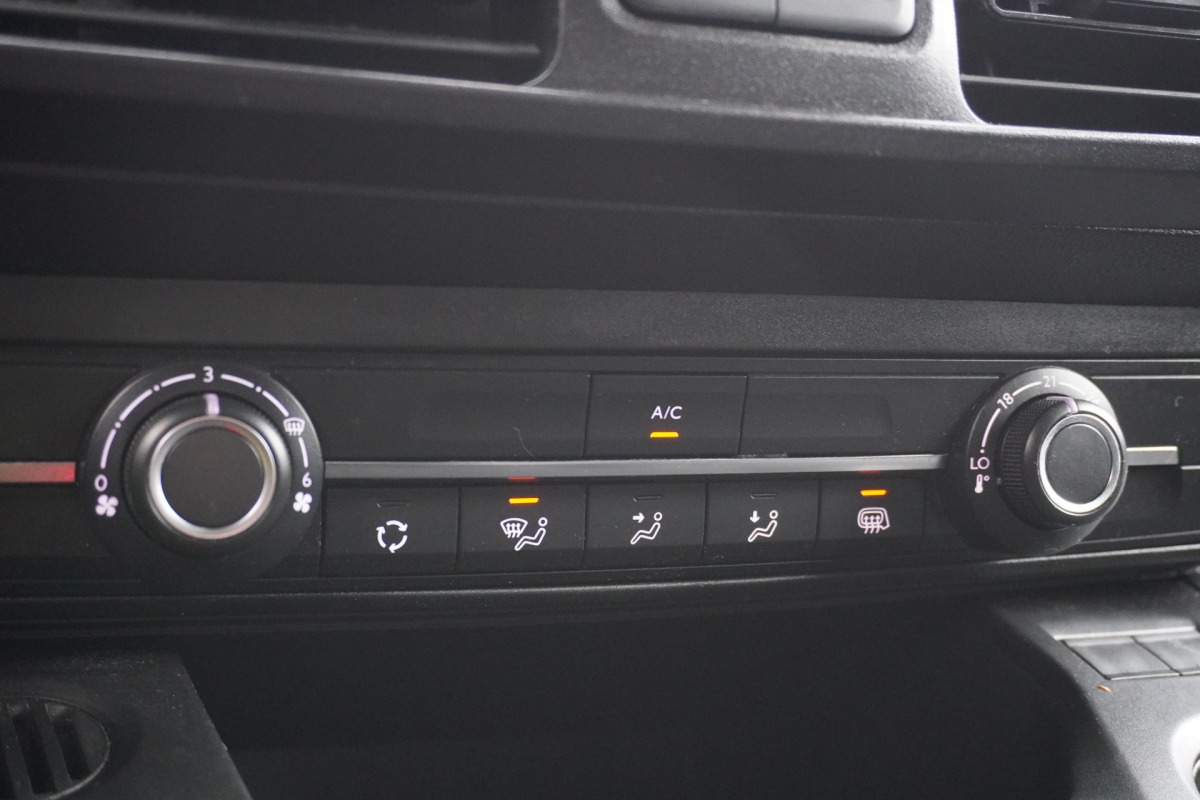 Toyota PROACE CITY 1.5 D-4D 130PK L2 EURO 6 - Airco - Navi - Cruise - €11.950,- Excl. Toyota PROACE CITY 1.5 D-4D 130PK L2 EURO 6 - Airco - Navi - Cruise - €11.950,- Excl.