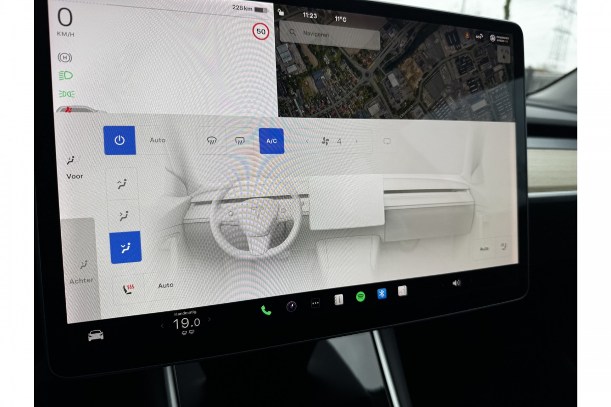 Tesla Model 3 Standard RWD Plus 60 kWh | BTW | Pano | Leder | €14.900,- incl. BTW