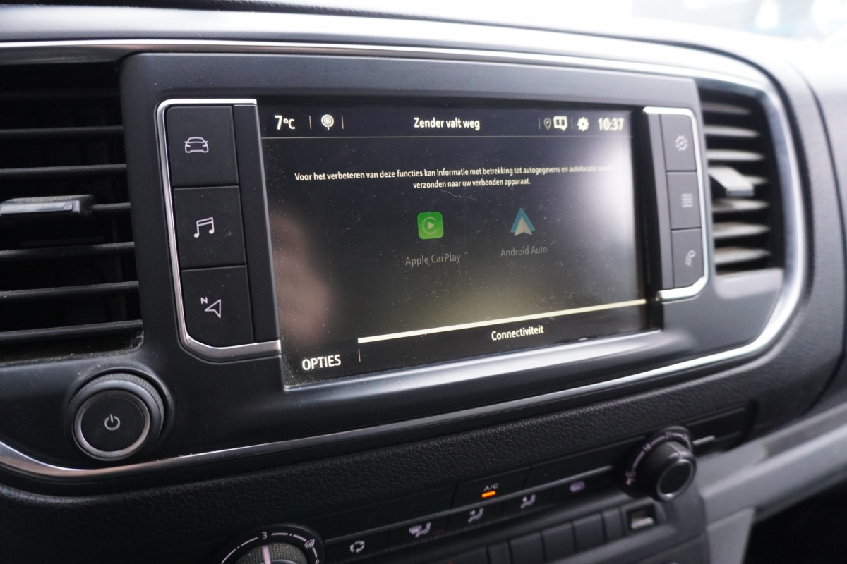 Opel Vivaro 1.5 CDTI 120PK L2 EURO 6 - Airco - Navi - Cruise - €11.950,- Excl. Opel Vivaro 1.5 CDTI 120PK L2 EURO 6 - Airco - Navi - Cruise - €11.950,- Excl.