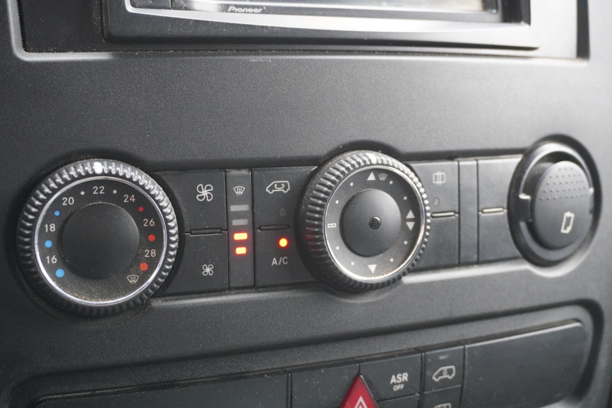 Mercedes-Benz Sprinter 313 2.2 CDI Automaat - Airco - Navi - Cruise - Camera - € 6.650,- Excl. Mercedes-Benz Sprinter 313 2.2 CDI Automaat - Airco - Navi - Cruise - Camera - € 6.650,- Excl.