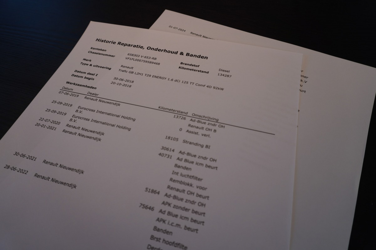 Renault Trafic 1.6 dCi 125PK EURO 6 - Airco - Navi - Cruise - € 9.950,- Excl. Renault Trafic 1.6 dCi 125PK EURO 6 - Airco - Navi - Cruise - € 9.950,- Excl.