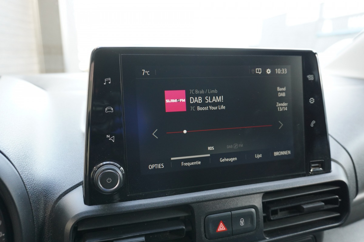 Opel Combo 1.5D 100PK EURO 6 - Airco - Navi - Cruise - €10.499,- Excl Opel Combo 1.5D 100PK EURO 6 - Airco - Navi - Cruise - €10.499,- Excl