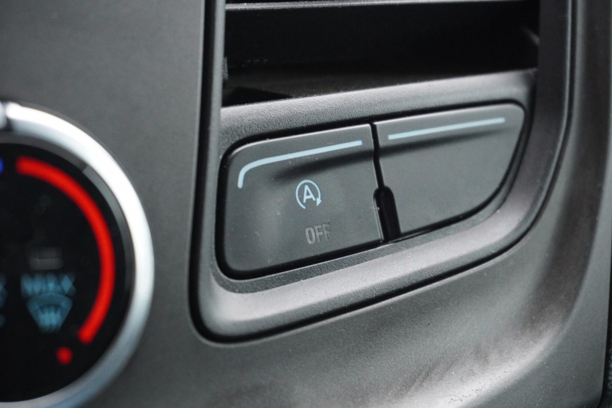 Ford Transit 2.0 TDCI 130PK L3H2 EURO 6 - Airco - Cruise - PDC - €14.900,- Excl.