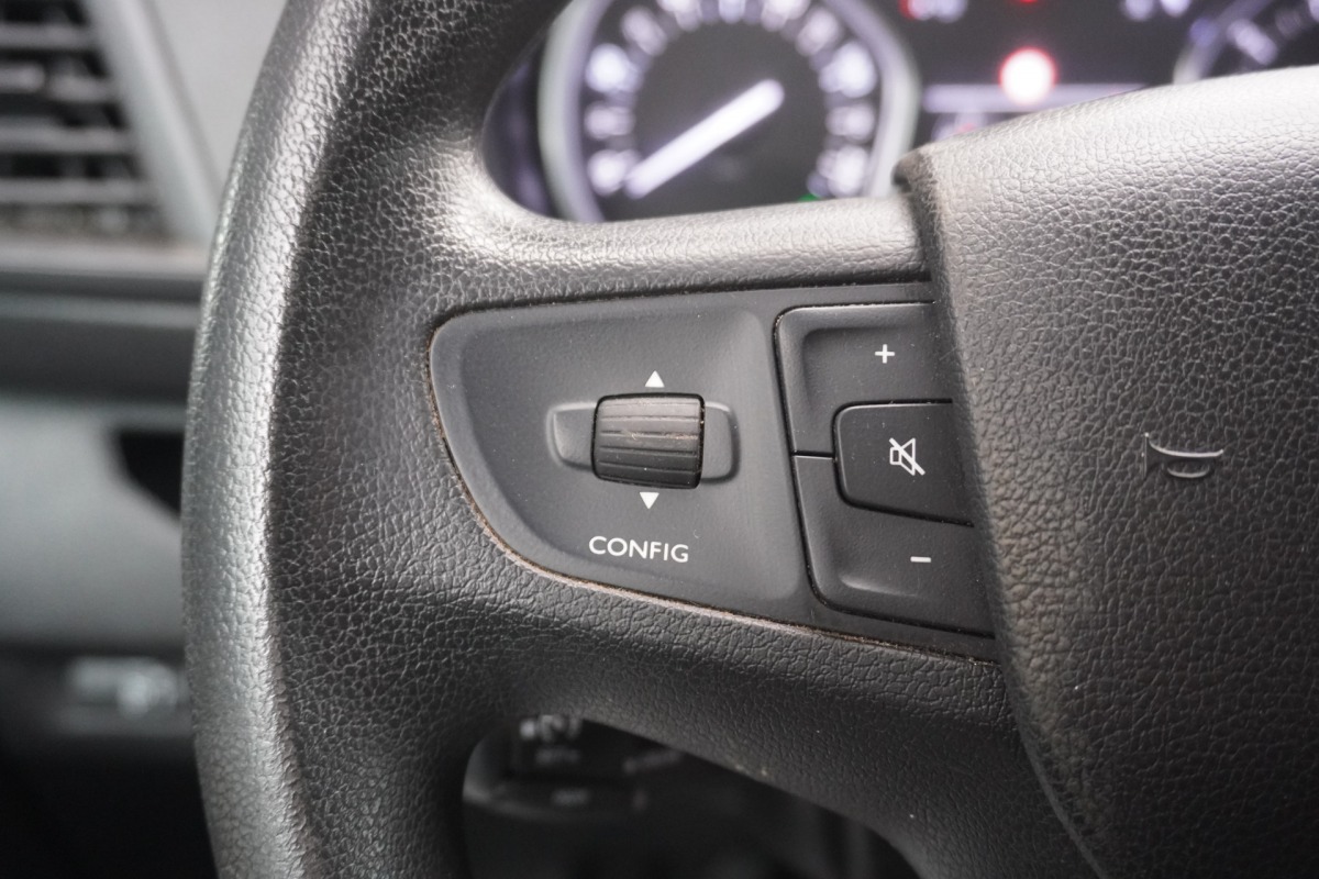 Opel Vivaro 2.0 BlueHDi 145PK L3 EURO 6 - Airco - Navi - Cruise - € 17.950,- Excl.