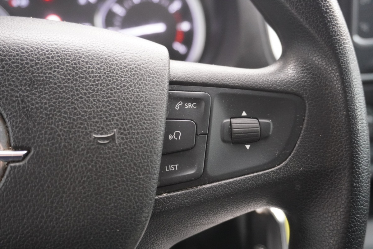 Opel Vivaro 2.0 BlueHDi 145PK L3 EURO 6 - Airco - Navi - Cruise - € 17.950,- Excl.