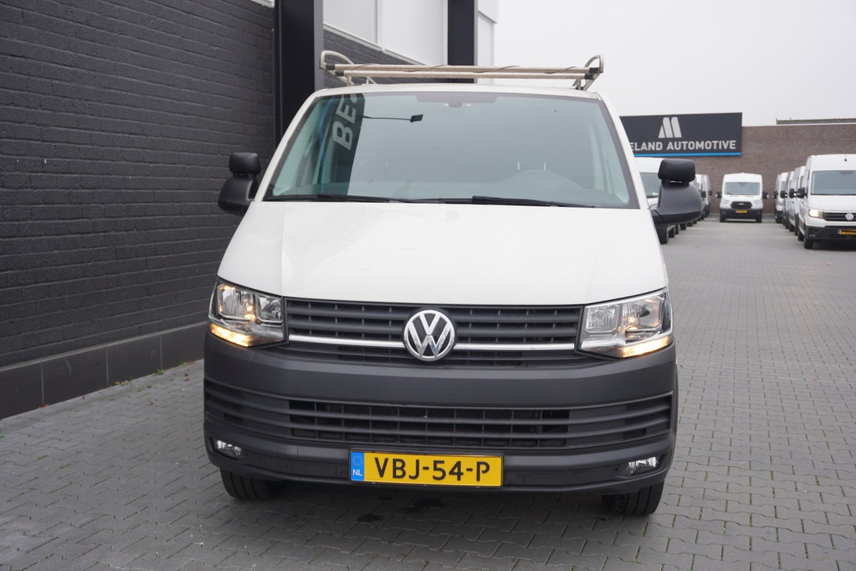 Volkswagen Transporter 2.0 TDI 150PK EURO 6 - Airco - Navi - Cruise - Camera - € 17.900- Excl. Volkswagen Transporter 2.0 TDI 150PK EURO 6 - Airco - Navi - Cruise - Camera - € 17.900- Excl.