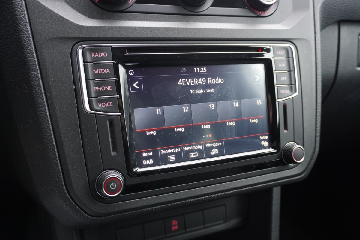 Volkswagen Caddy 2.0 TDI - Airco - Cruise - Trekhaak - € 10.950,- Excl. Volkswagen Caddy 2.0 TDI - Airco - Cruise - Trekhaak - € 10.950,- Excl.