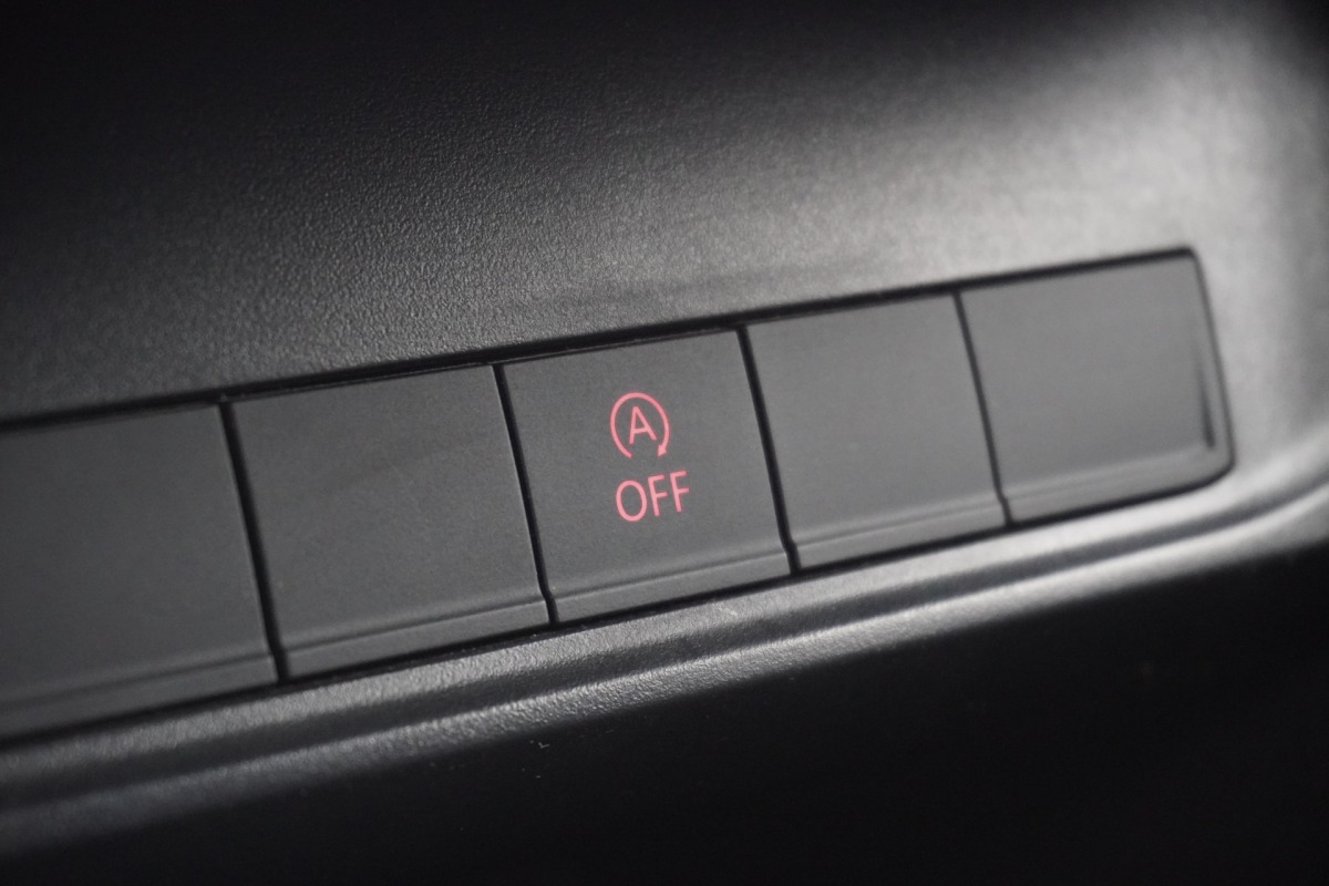 Volkswagen Caddy 2.0 TDI - Airco - Cruise - Trekhaak - € 10.950,- Excl. Volkswagen Caddy 2.0 TDI - Airco - Cruise - Trekhaak - € 10.950,- Excl.