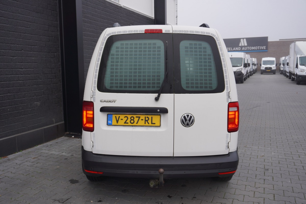 Volkswagen Caddy 2.0 TDI - Airco - Cruise - Trekhaak - € 10.950,- Excl. Volkswagen Caddy 2.0 TDI - Airco - Cruise - Trekhaak - € 10.950,- Excl.