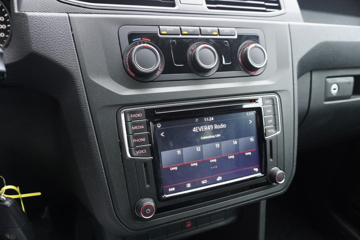 Volkswagen Caddy 2.0 TDI - Airco - Cruise - Trekhaak - € 10.950,- Excl. Volkswagen Caddy 2.0 TDI - Airco - Cruise - Trekhaak - € 10.950,- Excl.