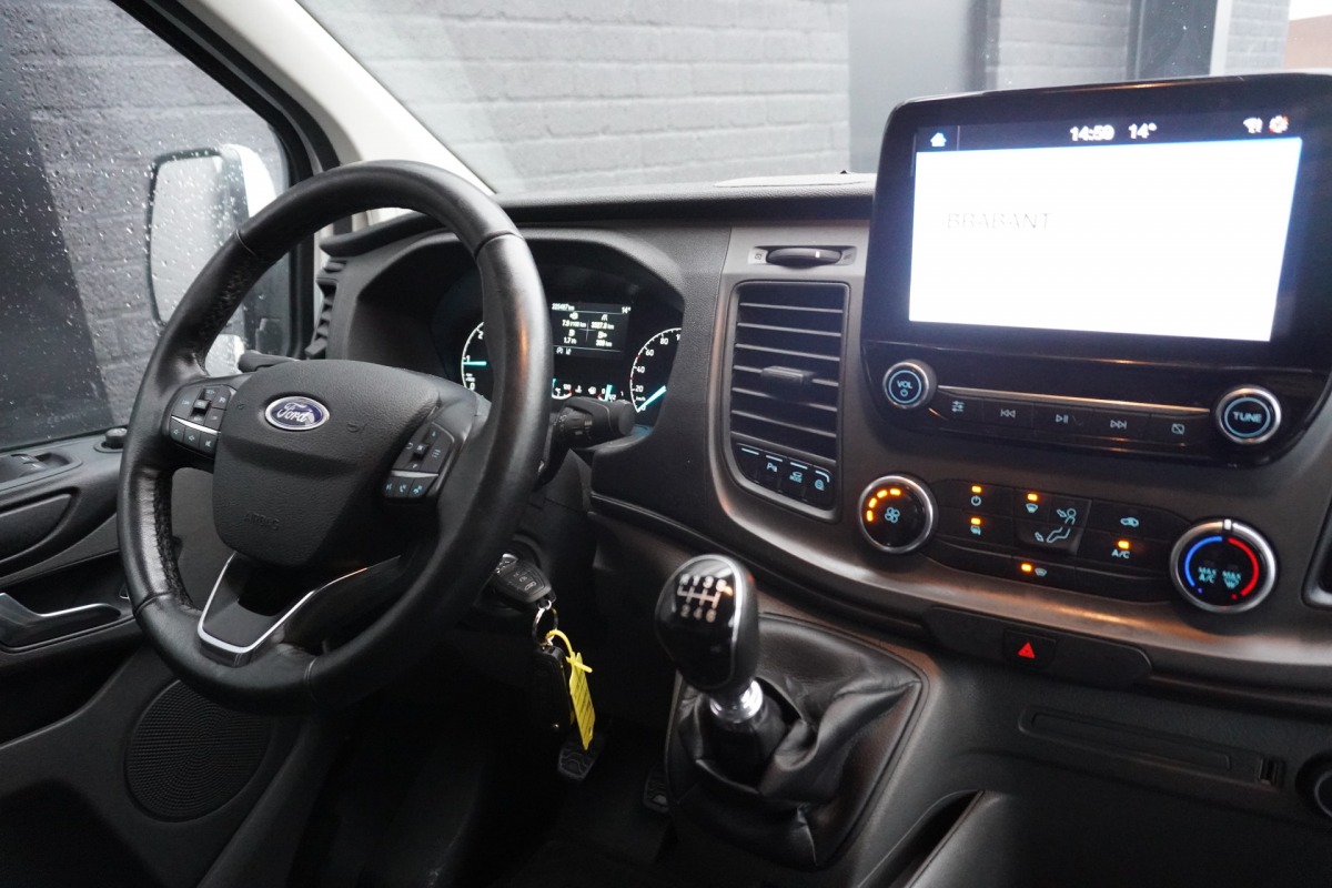 Ford Transit Custom 2.0 TDCI 130PK L2 - EURO 6 - Airco - Cruise - PDC - Camera - €10.499,- Excl. Ford Transit Custom 2.0 TDCI 130PK L2 - EURO 6 - Airco - Cruise - PDC - Camera - €10.499,- Excl.