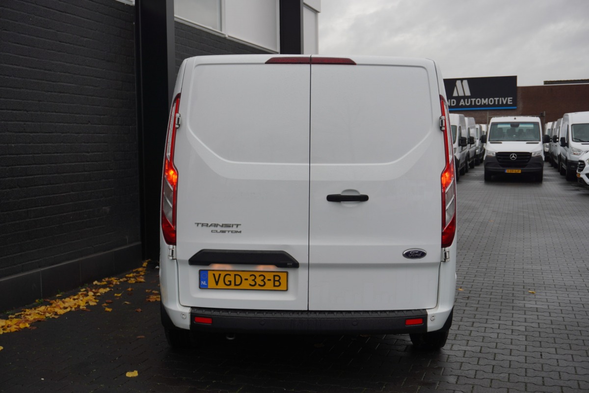 Ford Transit Custom 2.0 TDCI 130PK L2 - EURO 6 - Airco - Cruise - PDC - Camera - €10.499,- Excl. Ford Transit Custom 2.0 TDCI 130PK L2 - EURO 6 - Airco - Cruise - PDC - Camera - €10.499,- Excl.