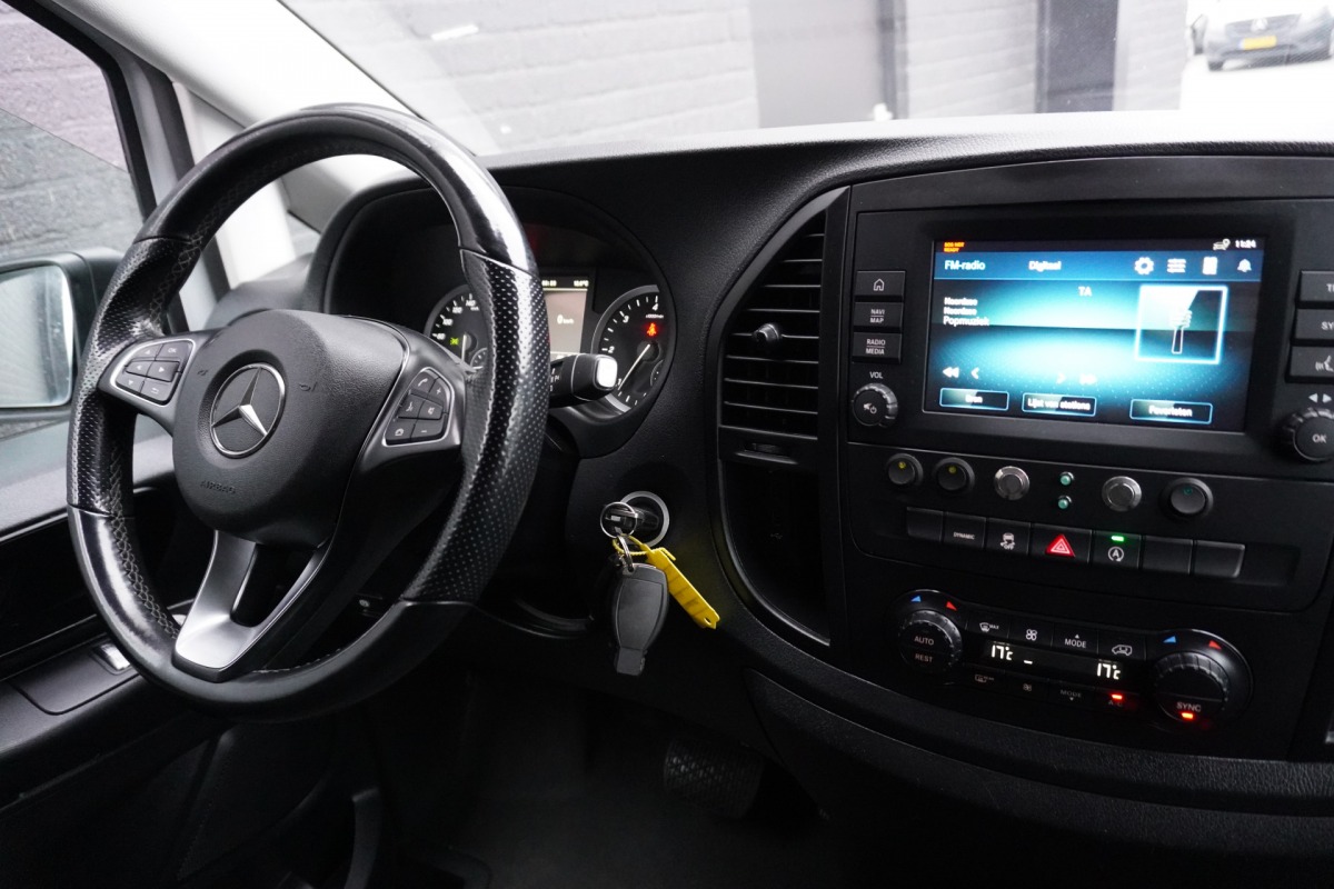 Mercedes-Benz Vito 116 CDI Lang Automaat EURO 6 - A/C climate - Cruise - Camera - €18.900,- Excl. Mercedes-Benz Vito 116 CDI Lang Automaat EURO 6 - A/C climate - Cruise - Camera - €18.900,- Excl.
