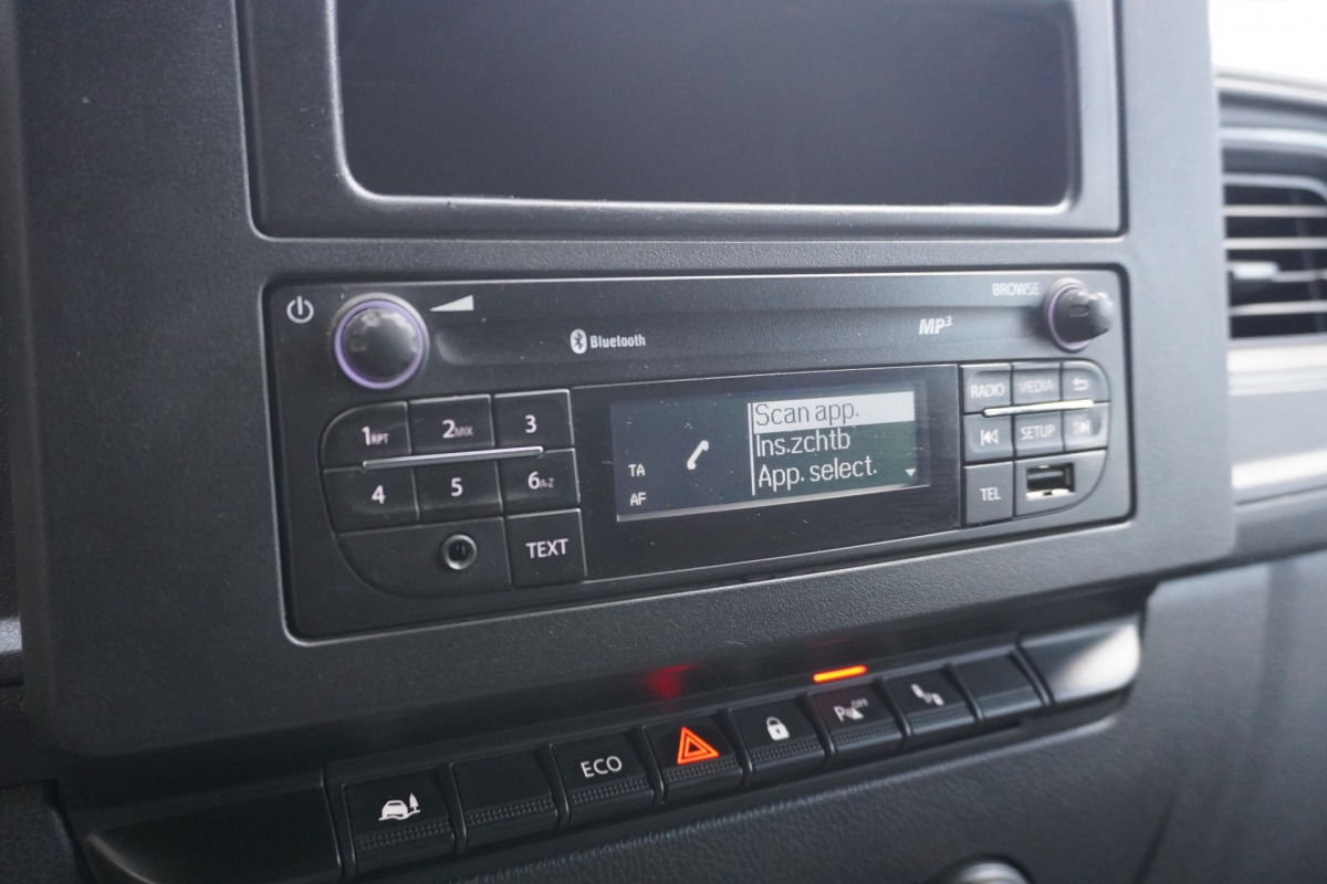 Renault Master 2.3 dCi 135PK L2H2 - EURO 6 - Airco - Cruise - PDC - Camera - €15.950,- Excl. Renault Master 2.3 dCi 135PK L2H2 - EURO 6 - Airco - Cruise - PDC - Camera - €15.950,- Excl.