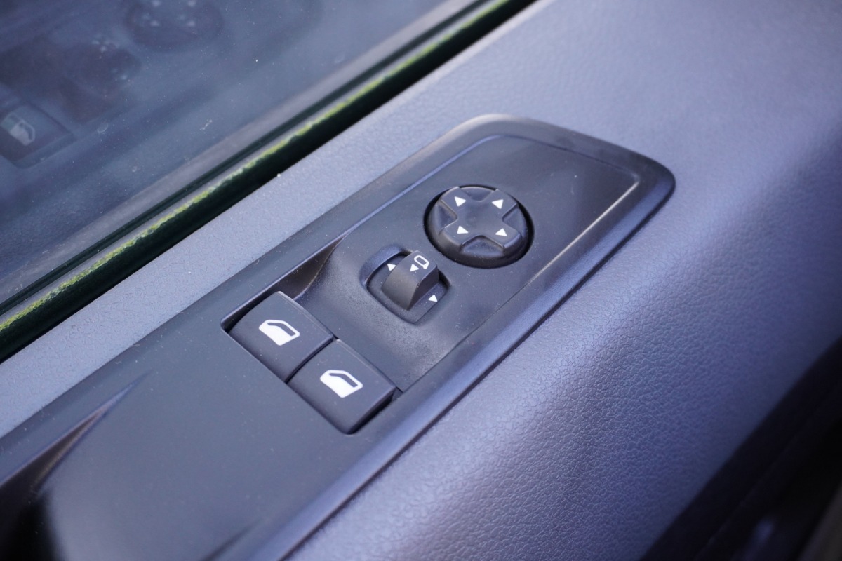 Opel Vivaro 2.0 CDTI 122PK 2x Schuifdeur L3 - EURO 6 - Airco - Cruise - PDC - €14.950,- Excl.