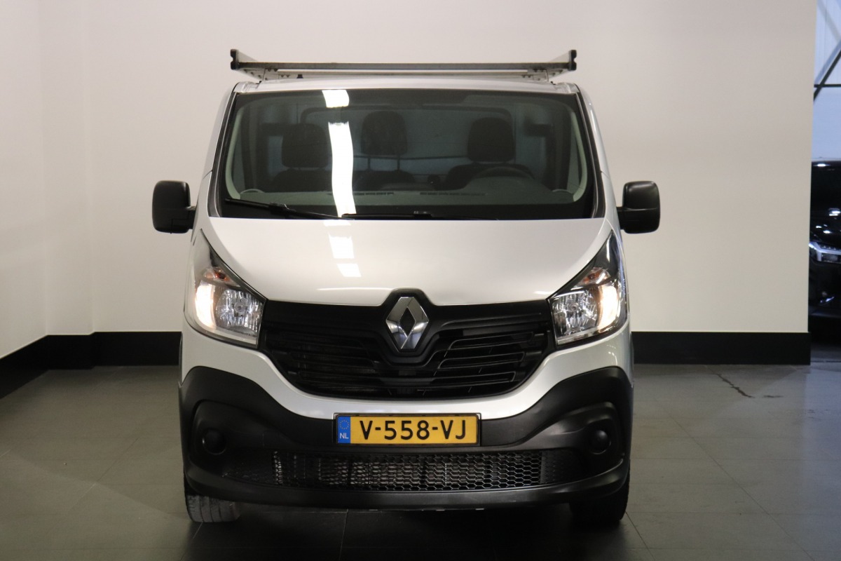 Renault Trafic 1.6 dCi 120PK EURO 6 - Airco - Cruise - PDC - Imperiaal - € 9.950,- Excl.