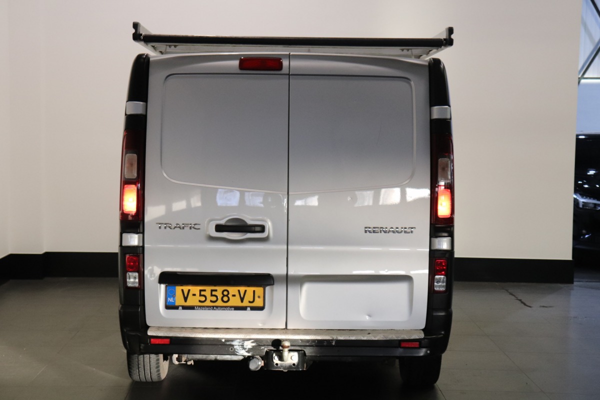 Renault Trafic 1.6 dCi 120PK EURO 6 - Airco - Cruise - PDC - Imperiaal - € 9.950,- Excl.