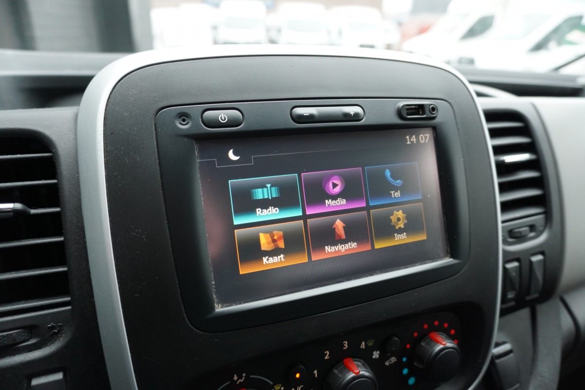 Renault Trafic 1.6 dCi L2 EURO 6 - Airco - Cruise -  Trekhaak - €10.900,- Excl.