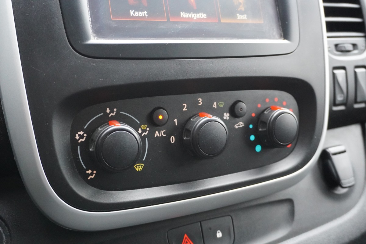 Renault Trafic 1.6 dCi L2 EURO 6 - Airco - Cruise -  Trekhaak - €10.900,- Excl.