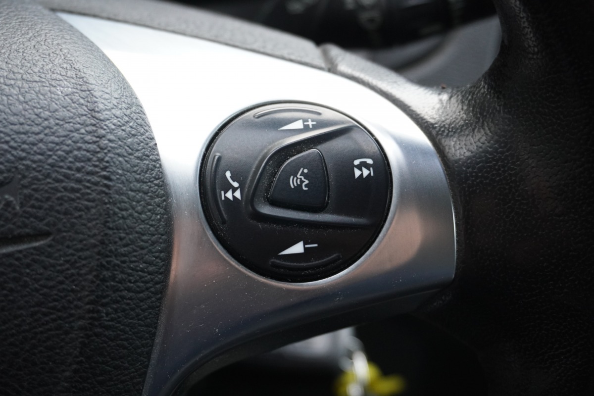 Ford Transit 2.0 TDCI L3H2 130PK EURO 6 - Airco - Trekhaak - Camera - €10.950,- Excl.