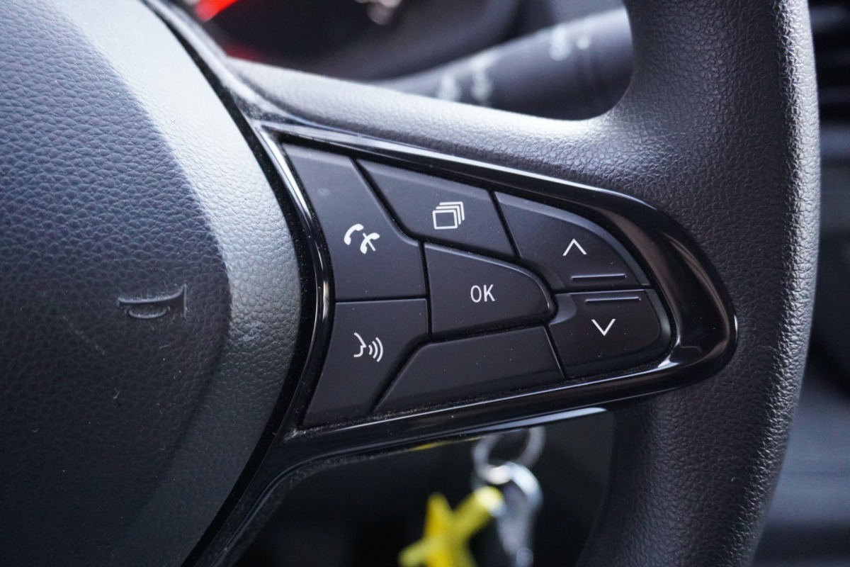 Renault Trafic 2.0 dCi L2 EURO 6 - Airco - Cruise - Trekhaak - €21.900,- Excl.