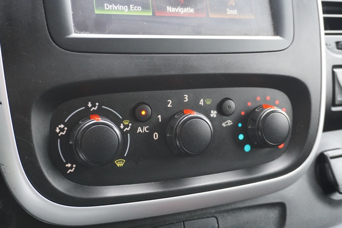 Nissan NV300 1.6 dCi L2 EURO 6 - Airco - Navi - Cruise - €9.900,- Excl.