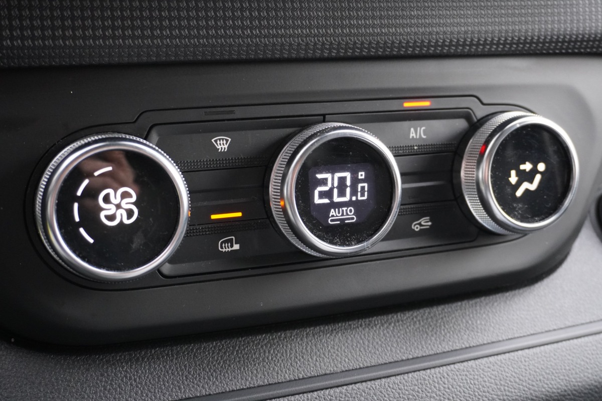 Renault Trafic 2.0 dCi 150PK 2x Schuifdeur - EURO 6 - Airco - Navi - Cruise - €12.950,- Excl.