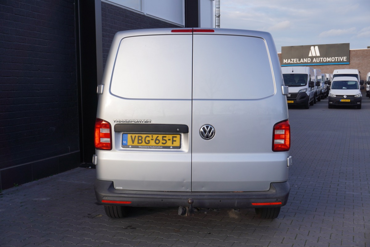 Volkswagen Transporter 2.0 TDI 150PK - EURO 6 - Airco - Navi - Cruise - €18.950,- Excl.