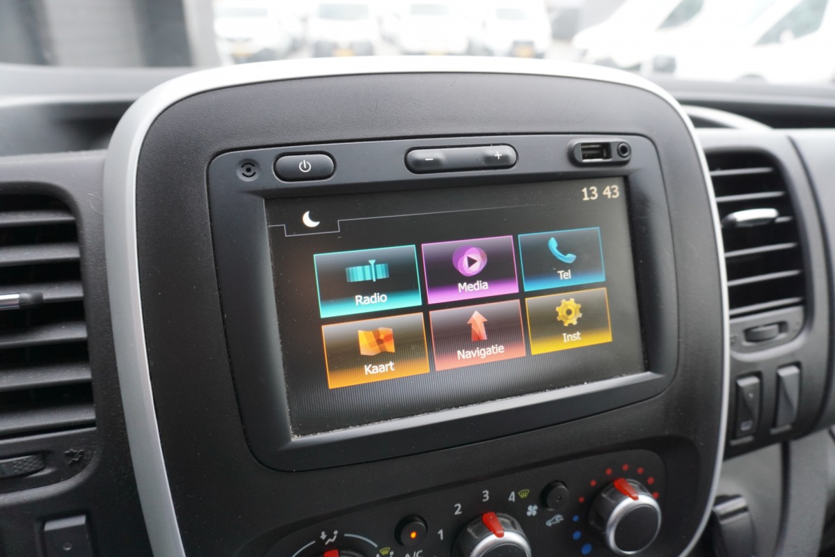 Renault Trafic 2.0 dCi 120PK - EURO 6 - Airco - Navi - Cruise - €12.900,- Excl.