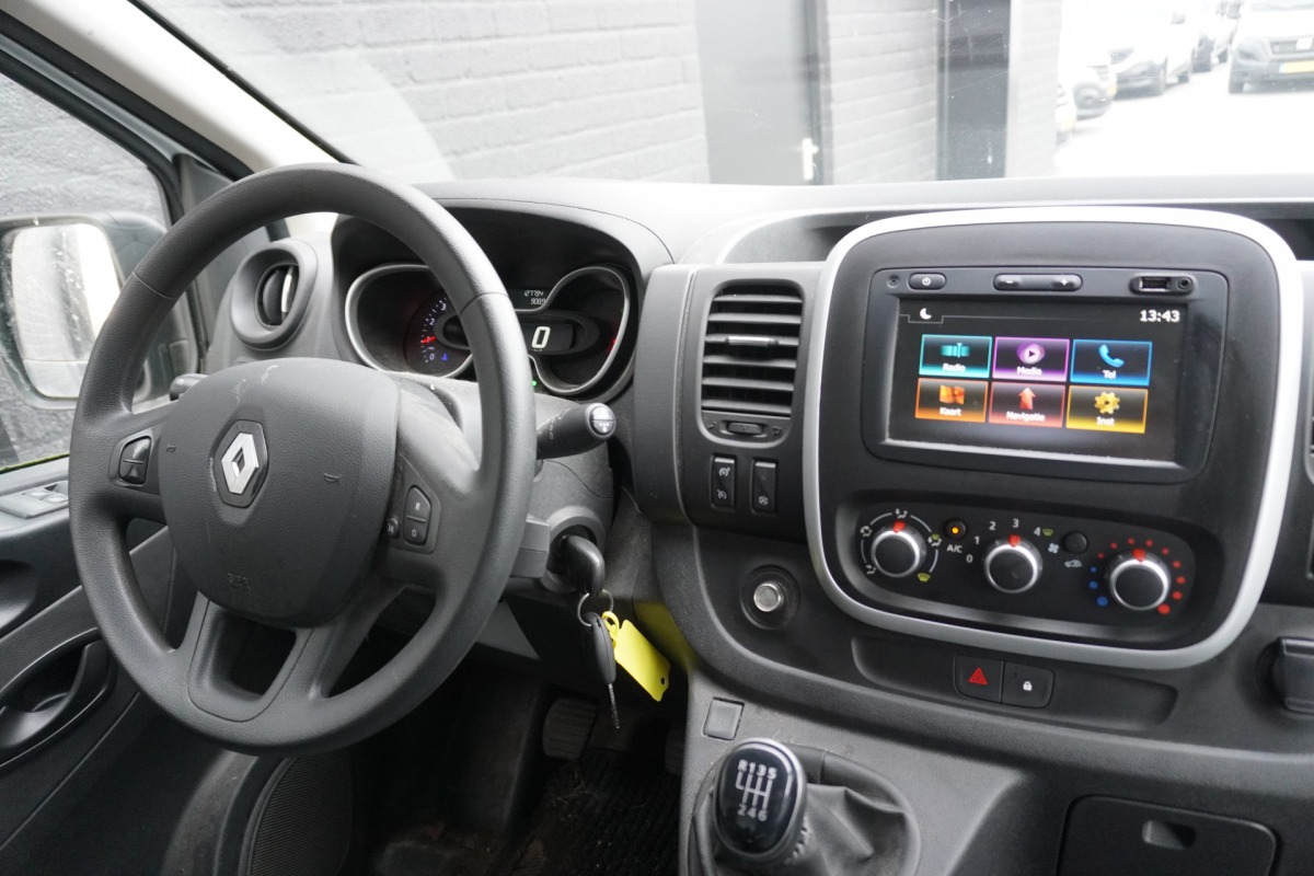 Renault Trafic 2.0 dCi 120PK - EURO 6 - Airco - Navi - Cruise - €12.900,- Excl.