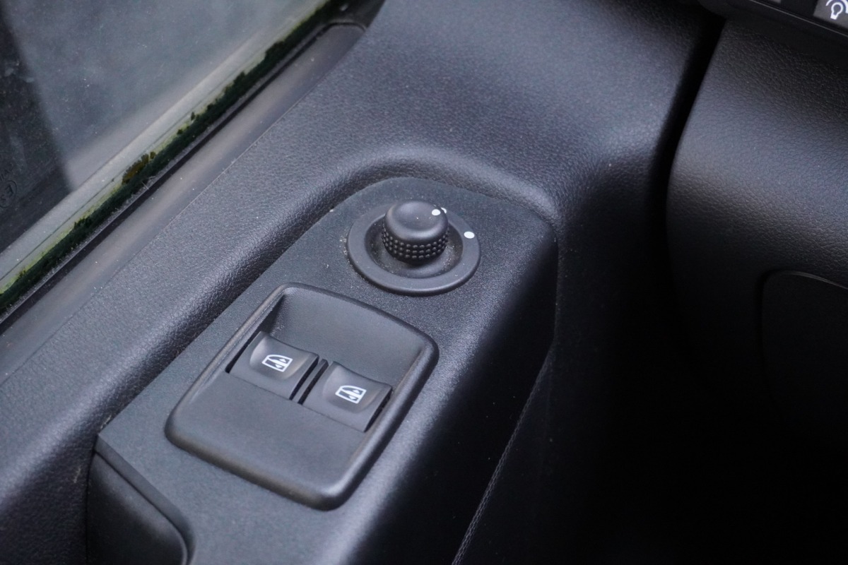 Renault Trafic 2.0 dCi 145PK 2x Schuifdeur EURO 6 - Airco - Navi - Cruise - € 11.499,- Excl.