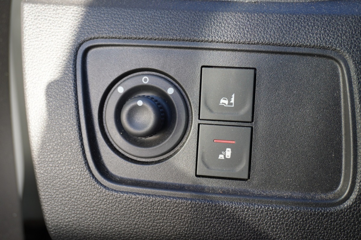 Renault Express 1.5 dCi EURO 6 - Airco - Navi - Cruise - € 10.950,- Excl.