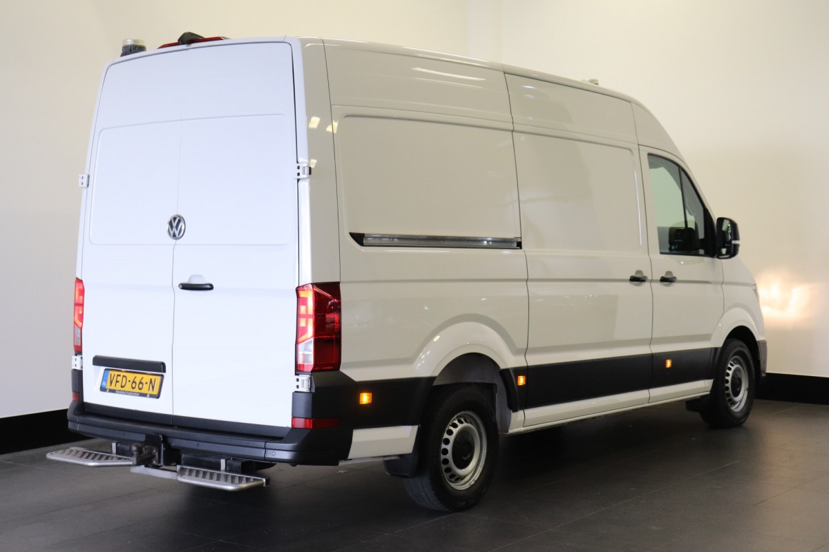 Volkswagen Crafter 2.0 TDI 177PK L3H3 - EURO 6 - Airco - Cruise - PDC - €17.900,- Excl. Volkswagen Crafter 2.0 TDI 177PK L3H3 - EURO 6 - Airco - Cruise - PDC - €17.900,- Excl.