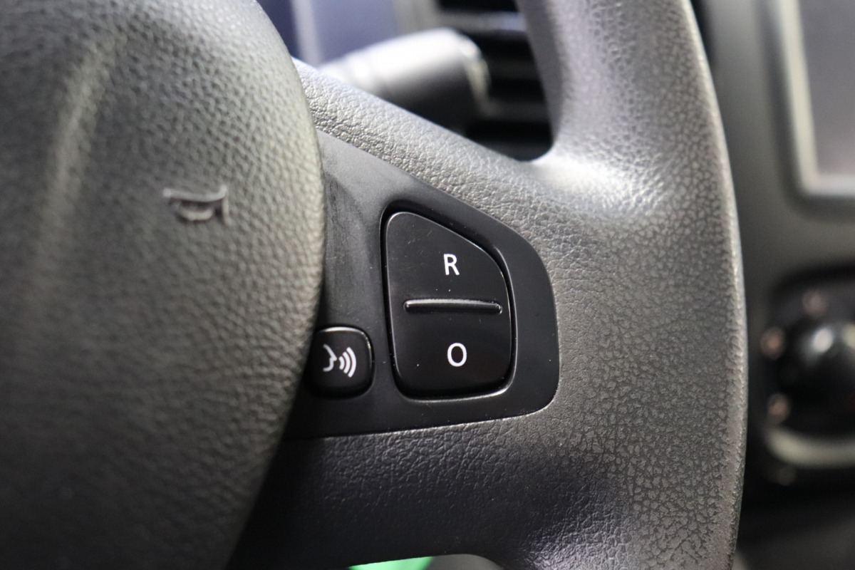 Opel Vivaro 1.6 CDTI L2 EURO 6 - Airco - Cruise - PDC - €9.950,- Excl.