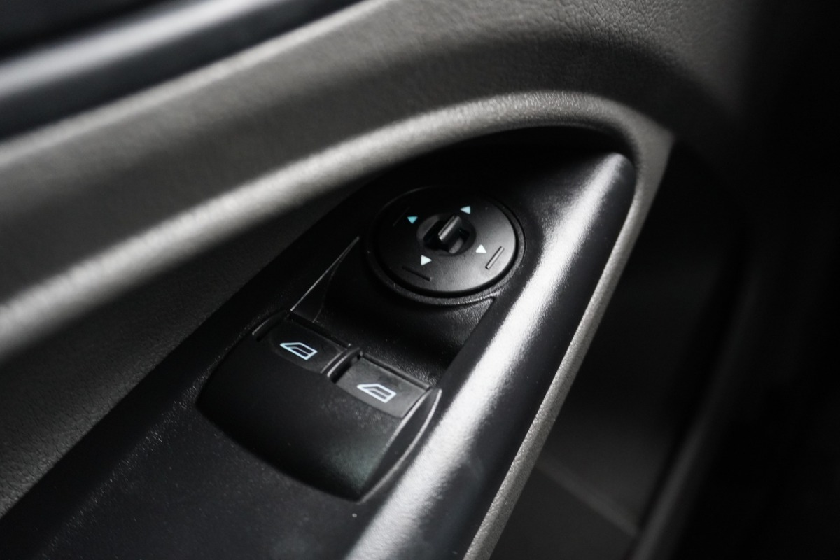 Ford Transit Connect 1.5 EcoBlue L2 EURO 6 - Airco - Cruise - PDC - €9.900,- Excl.