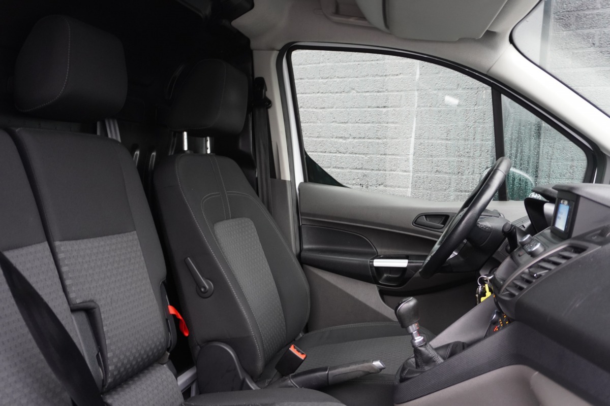 Ford Transit Connect 1.5 EcoBlue L2 EURO 6 - Airco - Cruise - PDC - €9.900,- Excl.