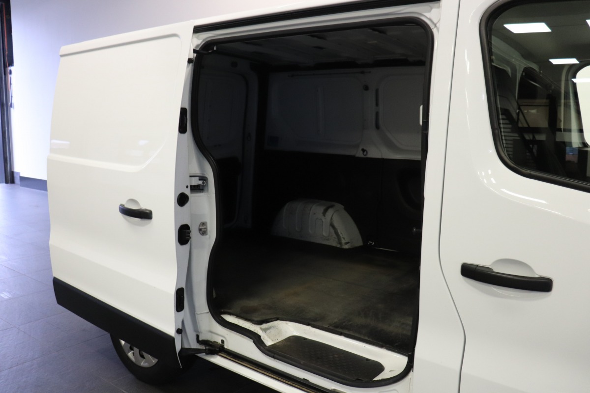 Renault Trafic 1.6 dCi EURO 6 - Airco - Navi - Cruise - €11.900,- Excl.