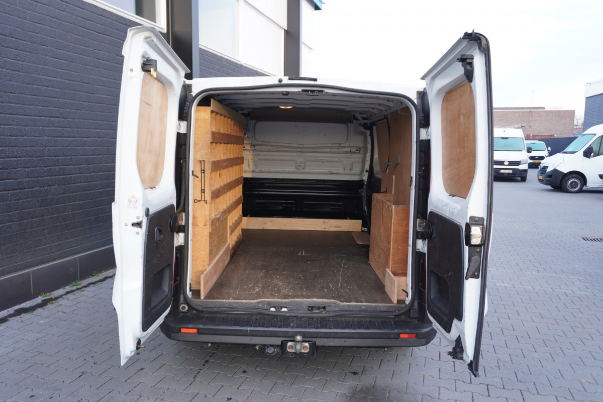 Renault Trafic 1.6 dCi 125PK L2 EURO 6 - Airco - Navi - Cruise - €11.499,- Excl.