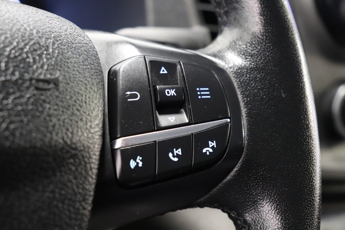 Ford Transit Custom 2.0 TDCI EURO 6 - Airco - Cruise - Navi - PDC - €13.900,- Excl.